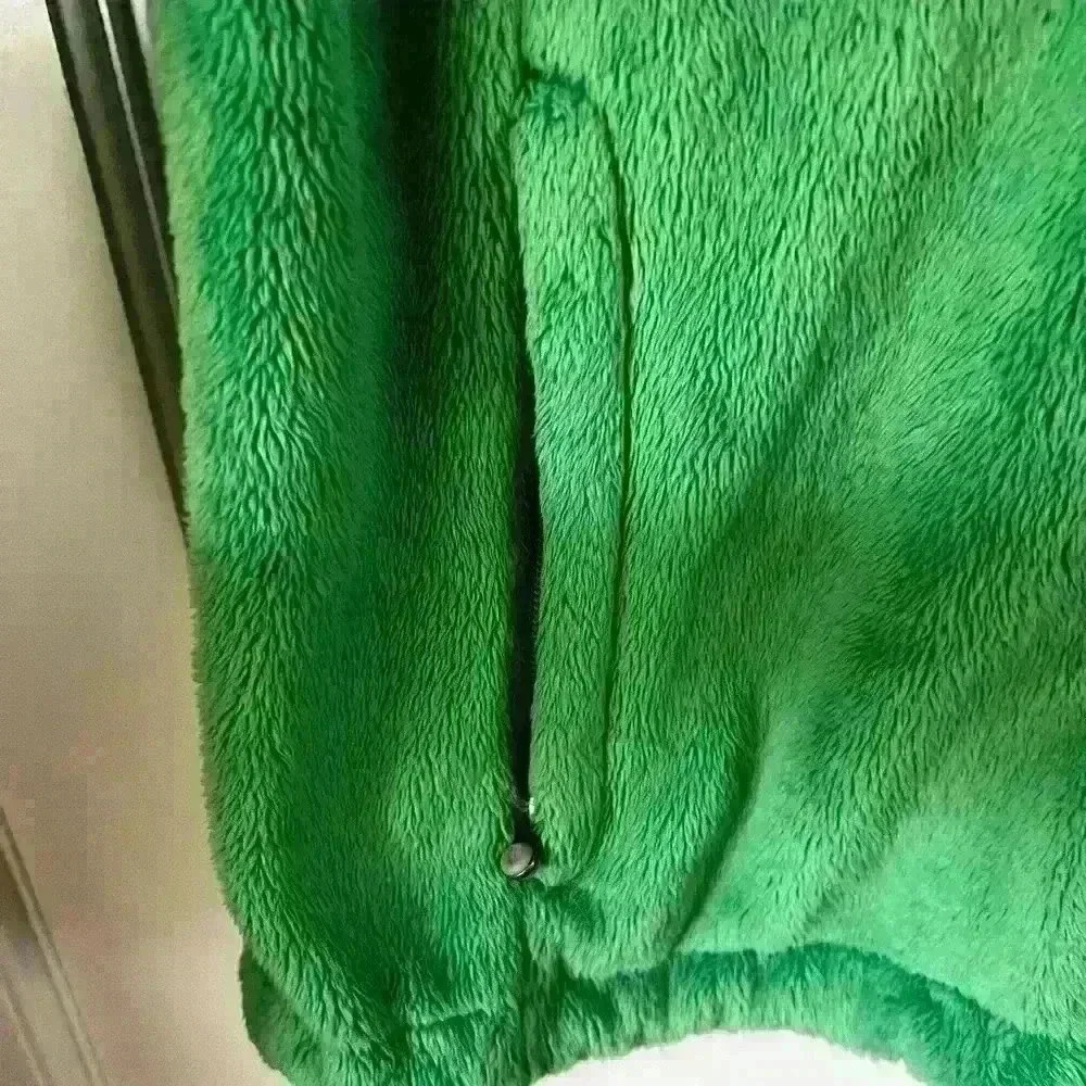 North Face fleece zip up - Picture 4 of 6
